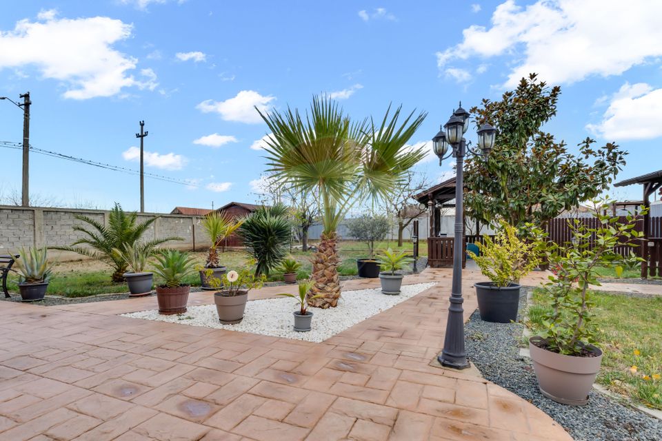 6 room House / Villa for sale