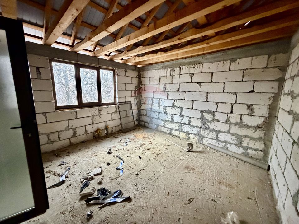 5 room House / Villa for sale