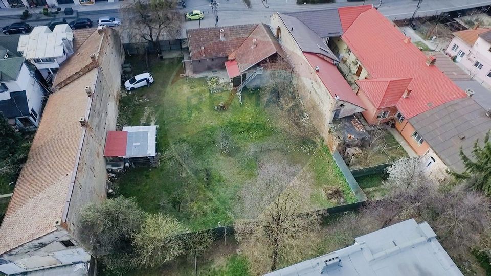 Teren de vanzare in zona Centrala