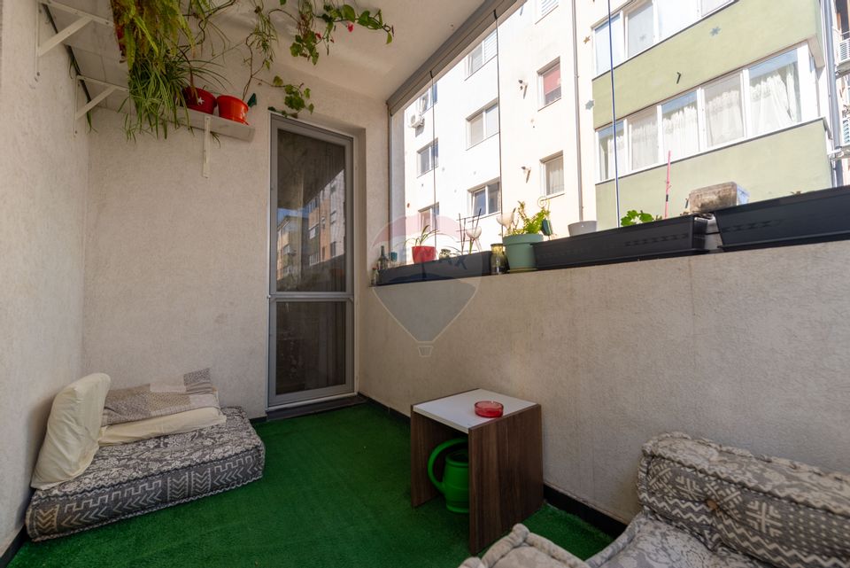 For sale apartment with 3 rooms 2 bathrooms 75sqm Solstitiului