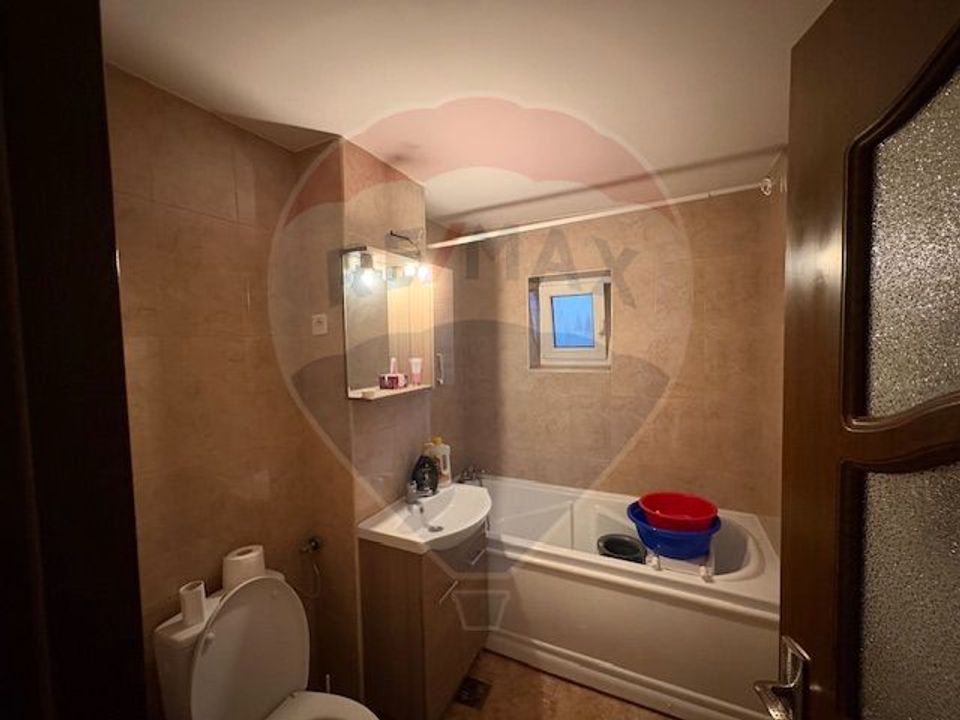 2 room Apartment for sale, Est area