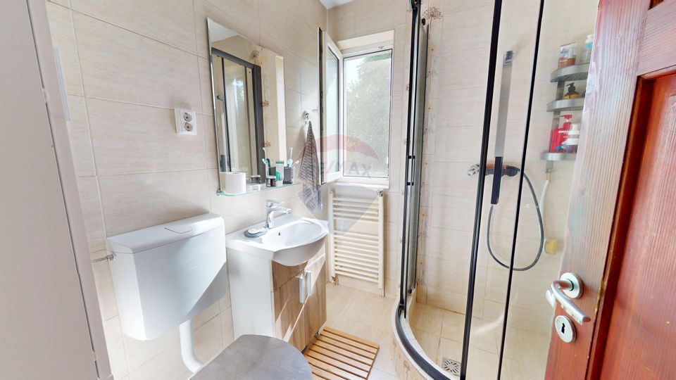 5 room House / Villa for sale