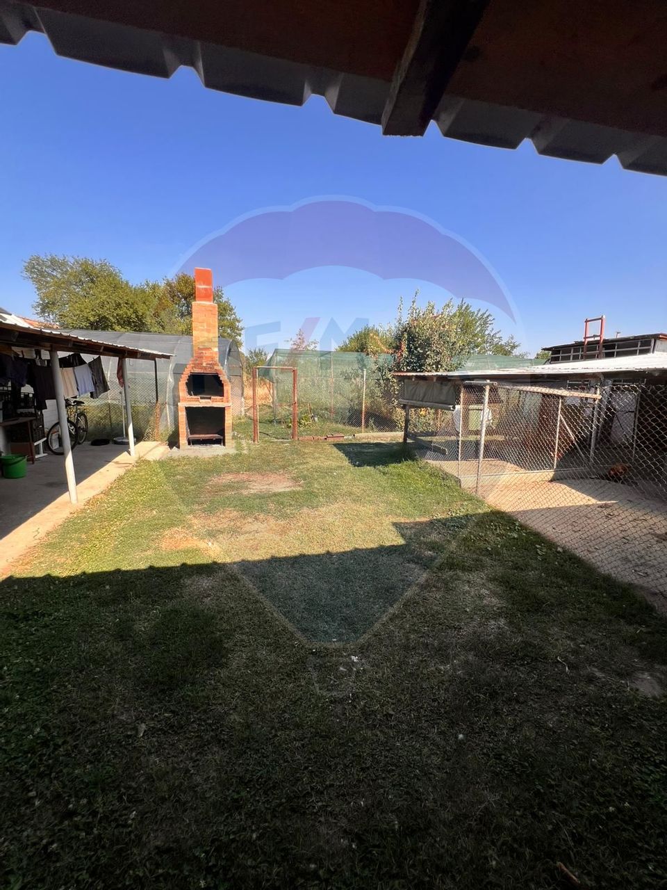 Casă / Vilă cu 4 camere de vânzare în zona Central