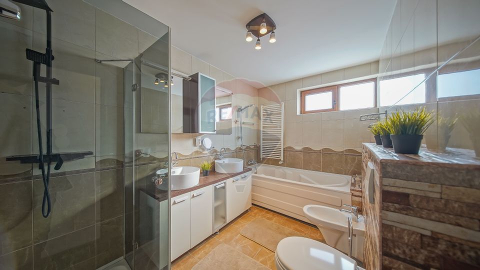 6 room House / Villa for sale