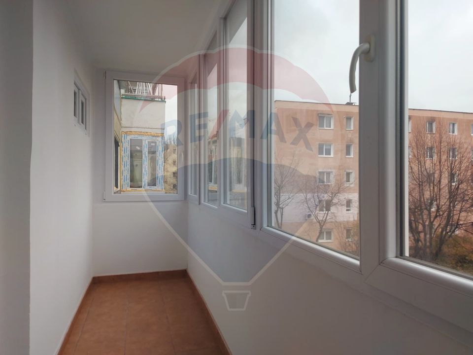 Apartament cu 3 camere de închiriat în zona Astra!