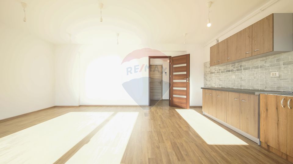 3 room Apartment for rent, Tractorul area