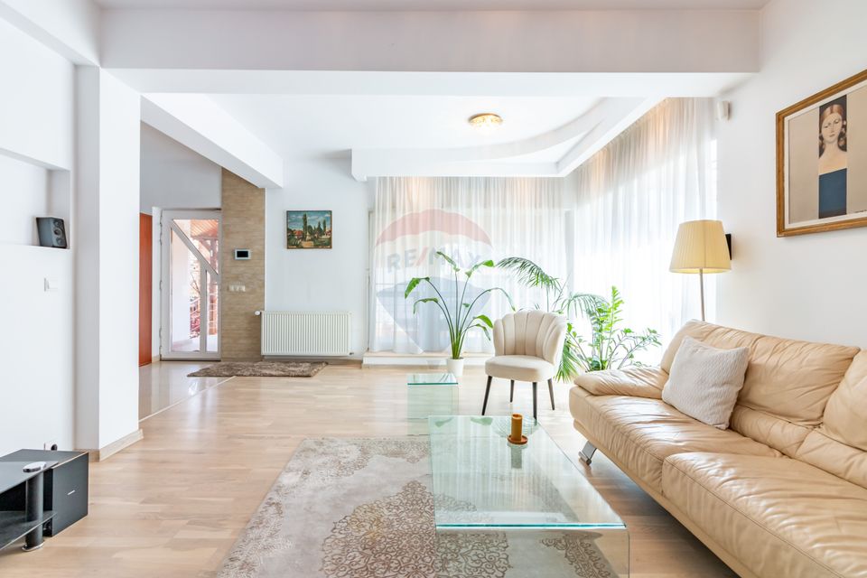 6 room House / Villa for sale, Aviatiei area