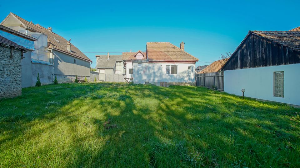 4 room House / Villa for sale, Cernatu area