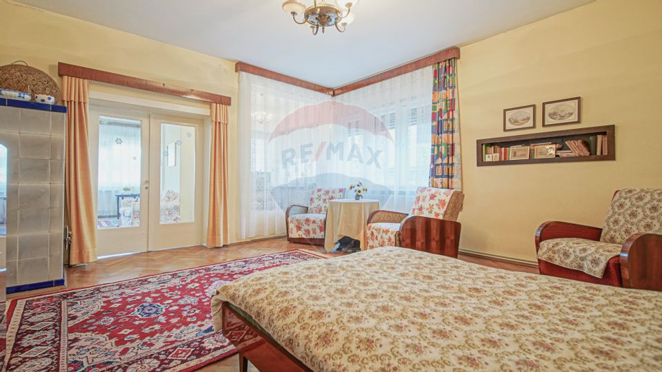 REZERVAT!Duplex cu aer burghez,  în vilă impunătoare pe Drumul Poienii