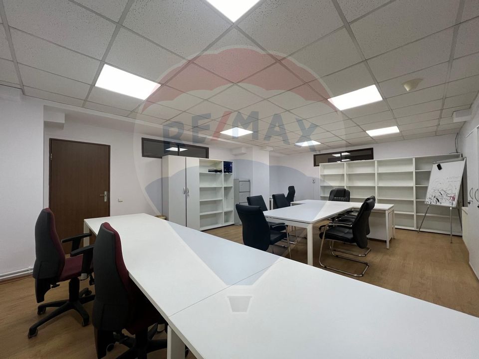 42sq.m Office Space for rent, Semicentral area