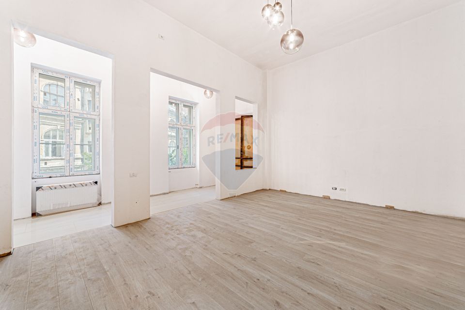 149sq.m Commercial Space for rent, Ultracentral area