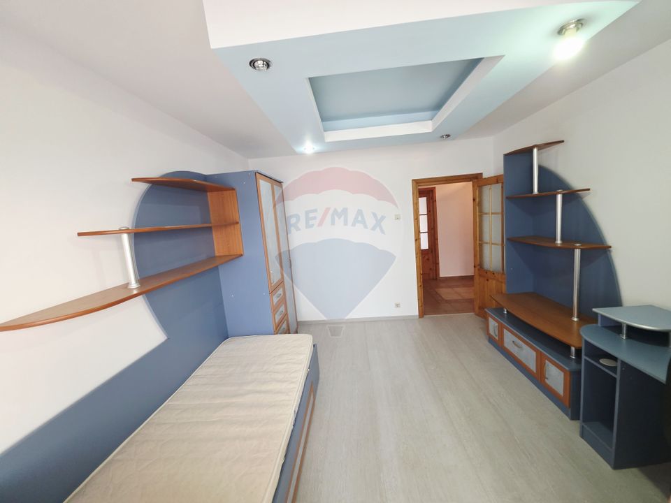 Apartament cu 2 camere de vânzare în zona 1 Mai