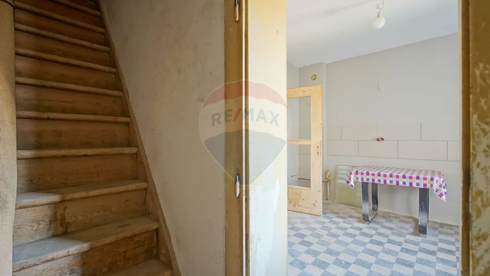 Apartament cu 3 camere de vânzare în zona Brasovul Vechi