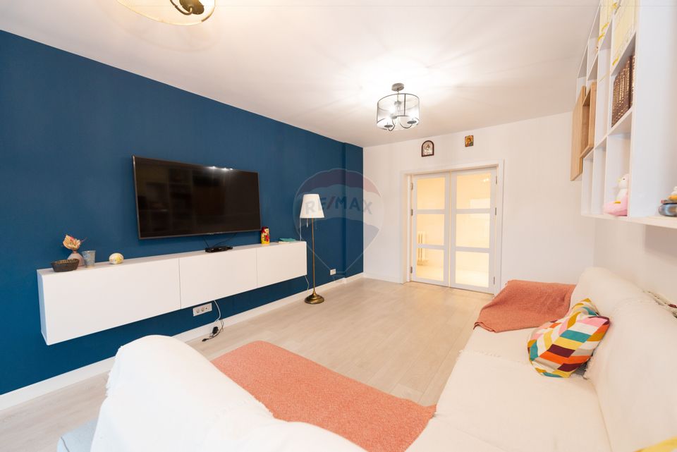 4-room apartment for rent, detached, Palace of Parliament