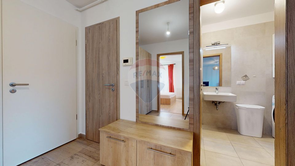 2 room Apartment for rent, Tractorul area