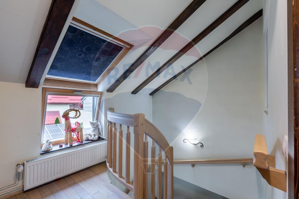 Casă la cheie ! 4 camere de vânzare la cateva minute de centru