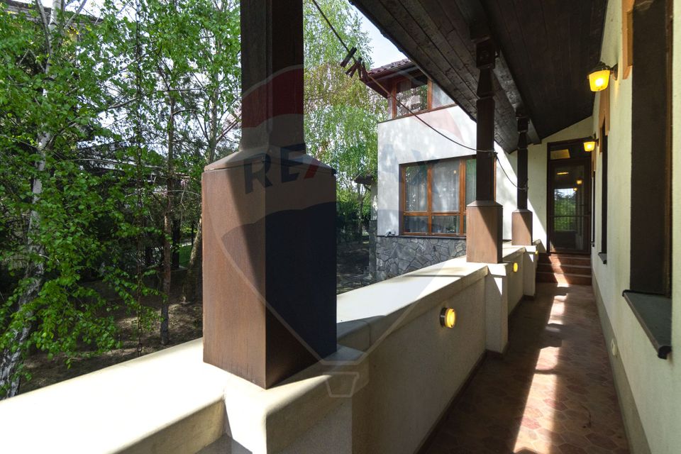 9 room House / Villa for sale