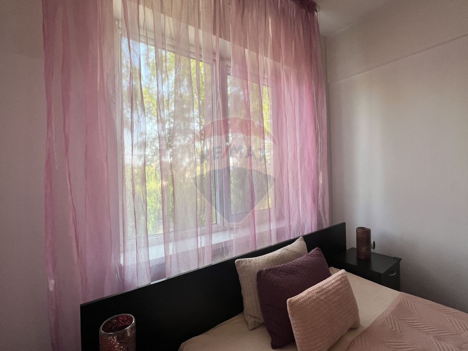 8 room House / Villa for sale