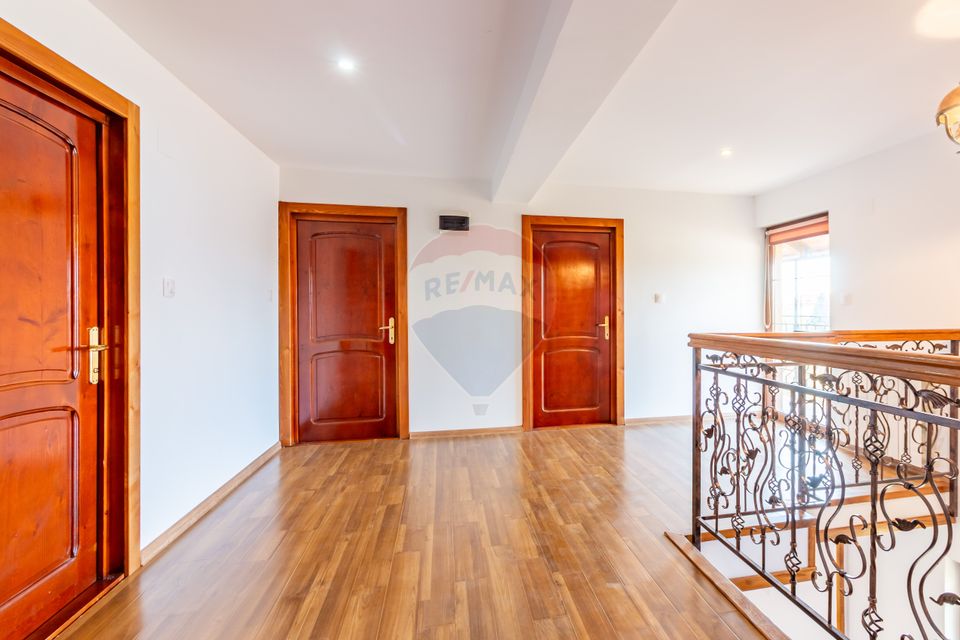 Casă finalizată, 278 mp teren 2305 mp Pleașa, Bucov, Ploiesti