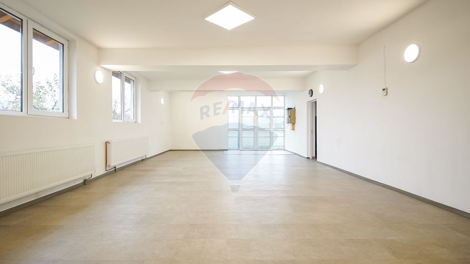 Teren si spațiu de închiriat pentru activitati sportive in Cristian