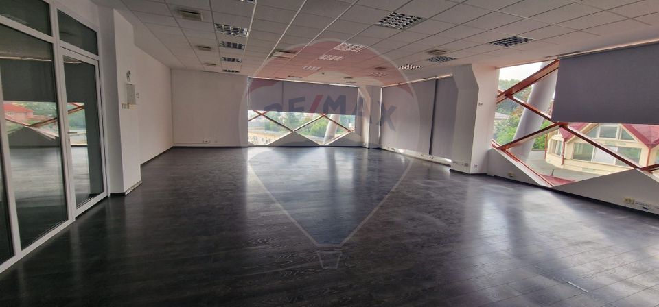 Spațiu de birouri clasa A,  B-dul Unirii, 30 Avenue Business Center