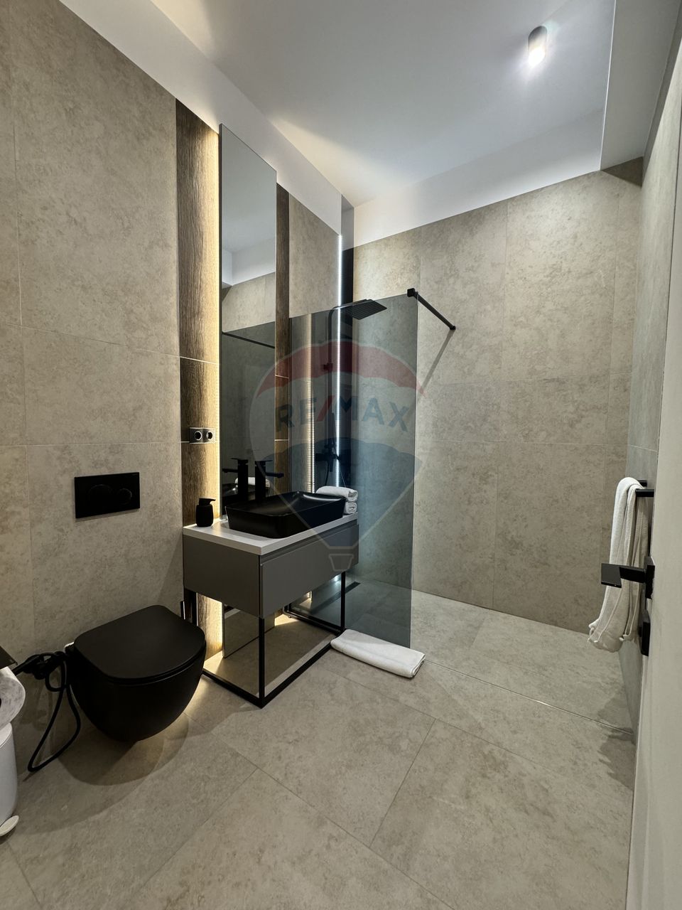 3 room Apartment for rent, Central area