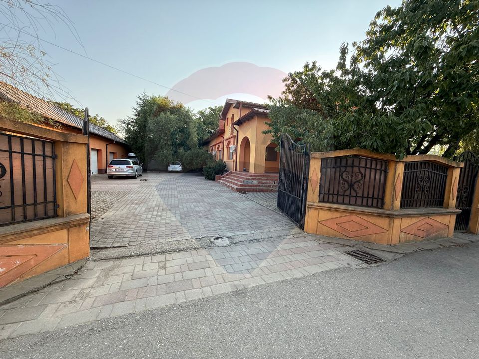 De vânzare Casă / Vilă 5 camere + 5.300 mp teren Slobozia Moara, DB
