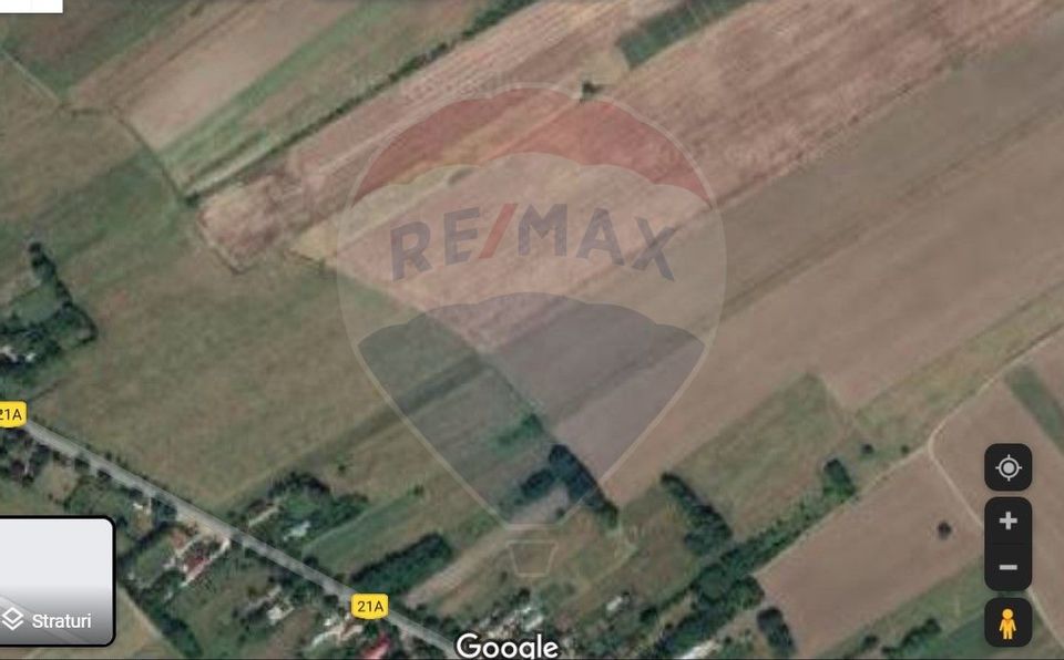Land 22,269sqm Nuci / Main road