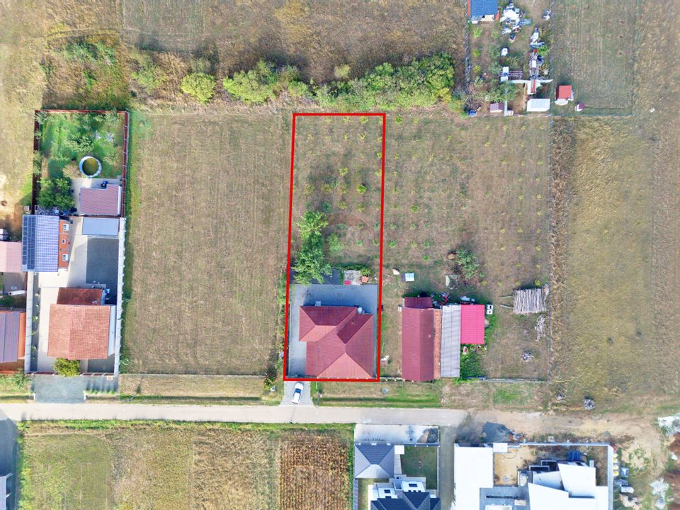 Casă cu 5 camere de vânzare loc. Frumușeni, jud. Arad