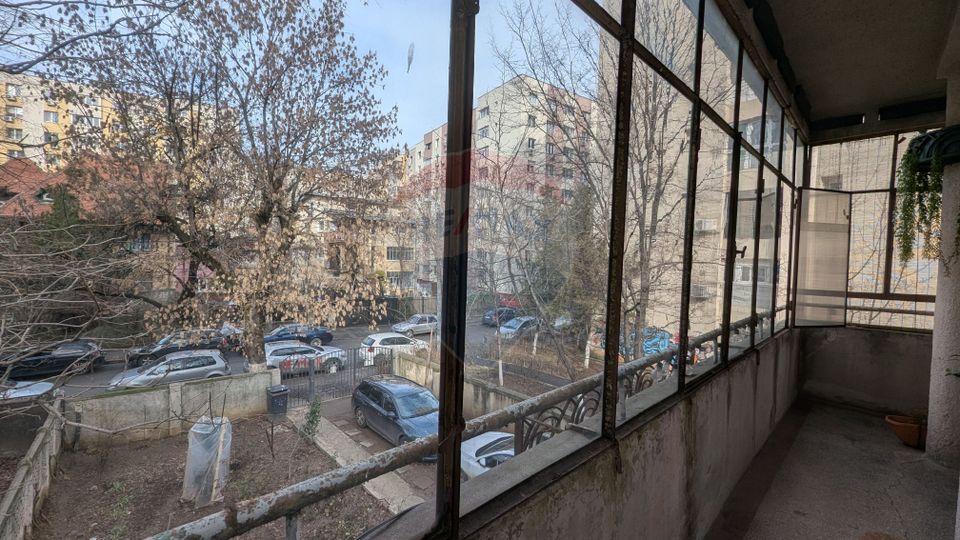 Vânzare Casă / Vilă cu 11 camere  în zona Iancului