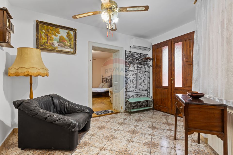 Casă de vânzare în Pecica – teren generos, utilată și mobilată complet