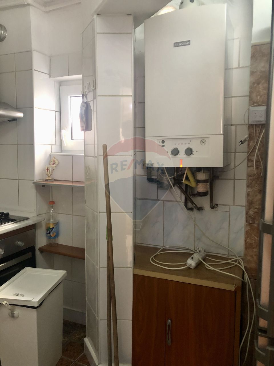 Apartament cu 3 camere de inchiriat zona P-ta Universitatii