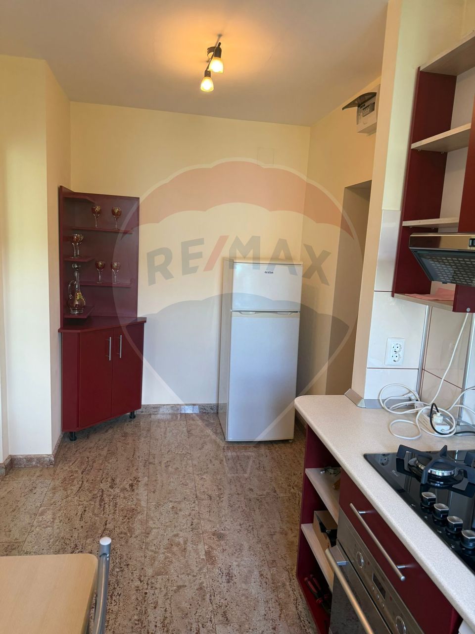 DE INCHIRIAT APARTAMENT LUX  zona Vivo Mall