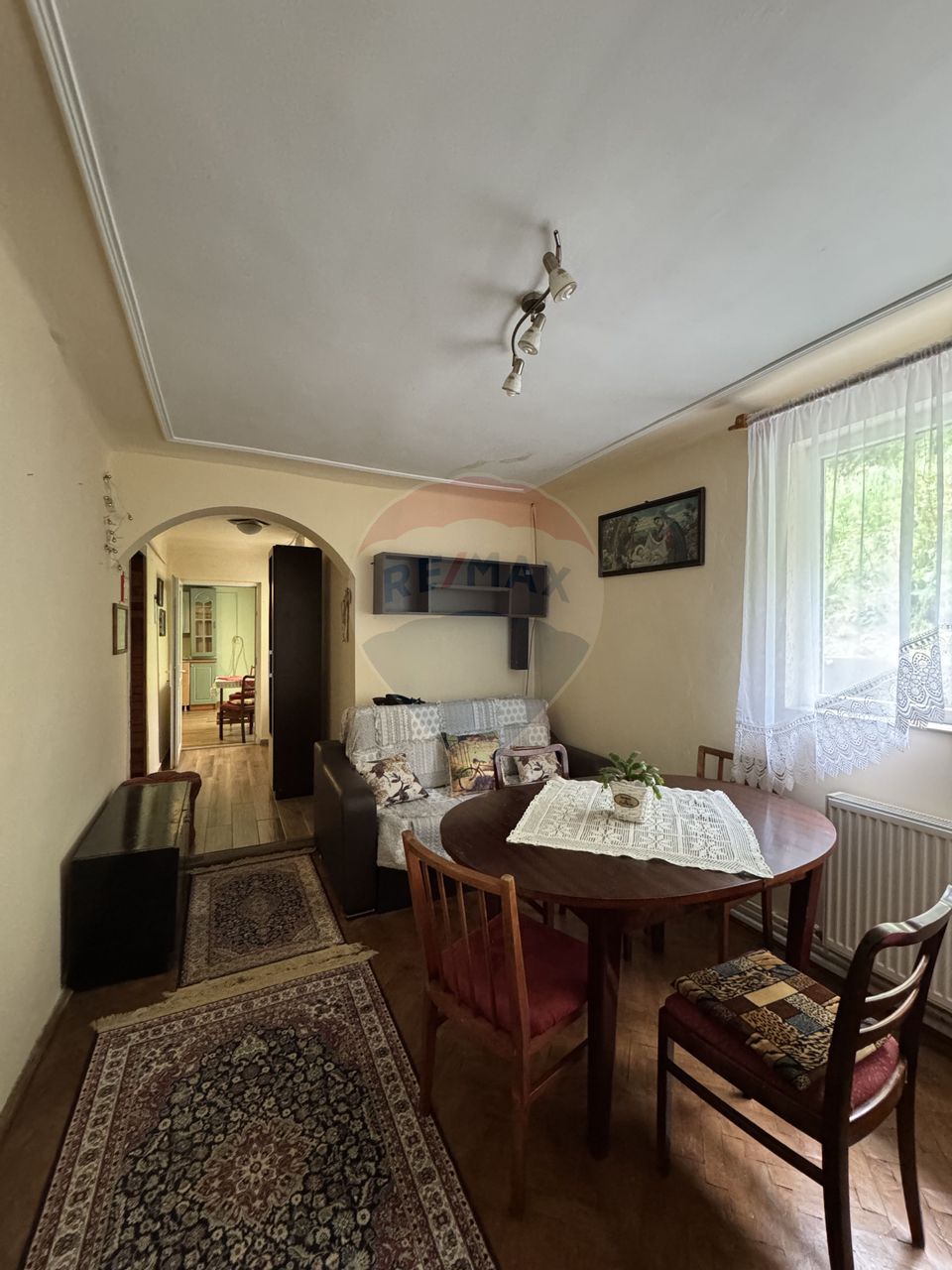 5 room House / Villa for sale, Est area