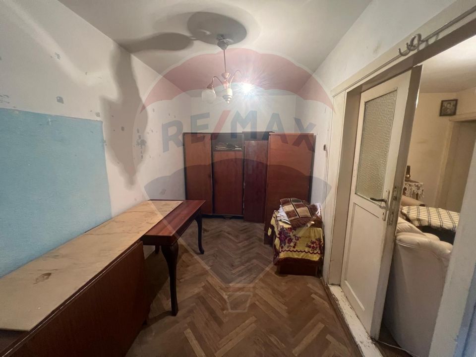 Apartament Srada Lalelelor, Etaj 2