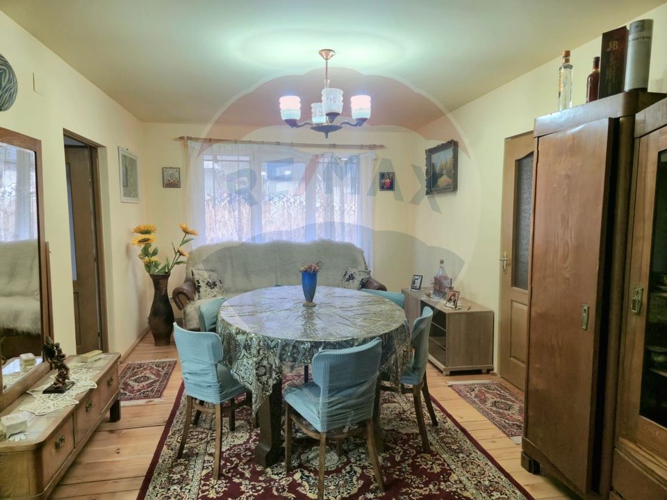 7 room House / Villa for sale