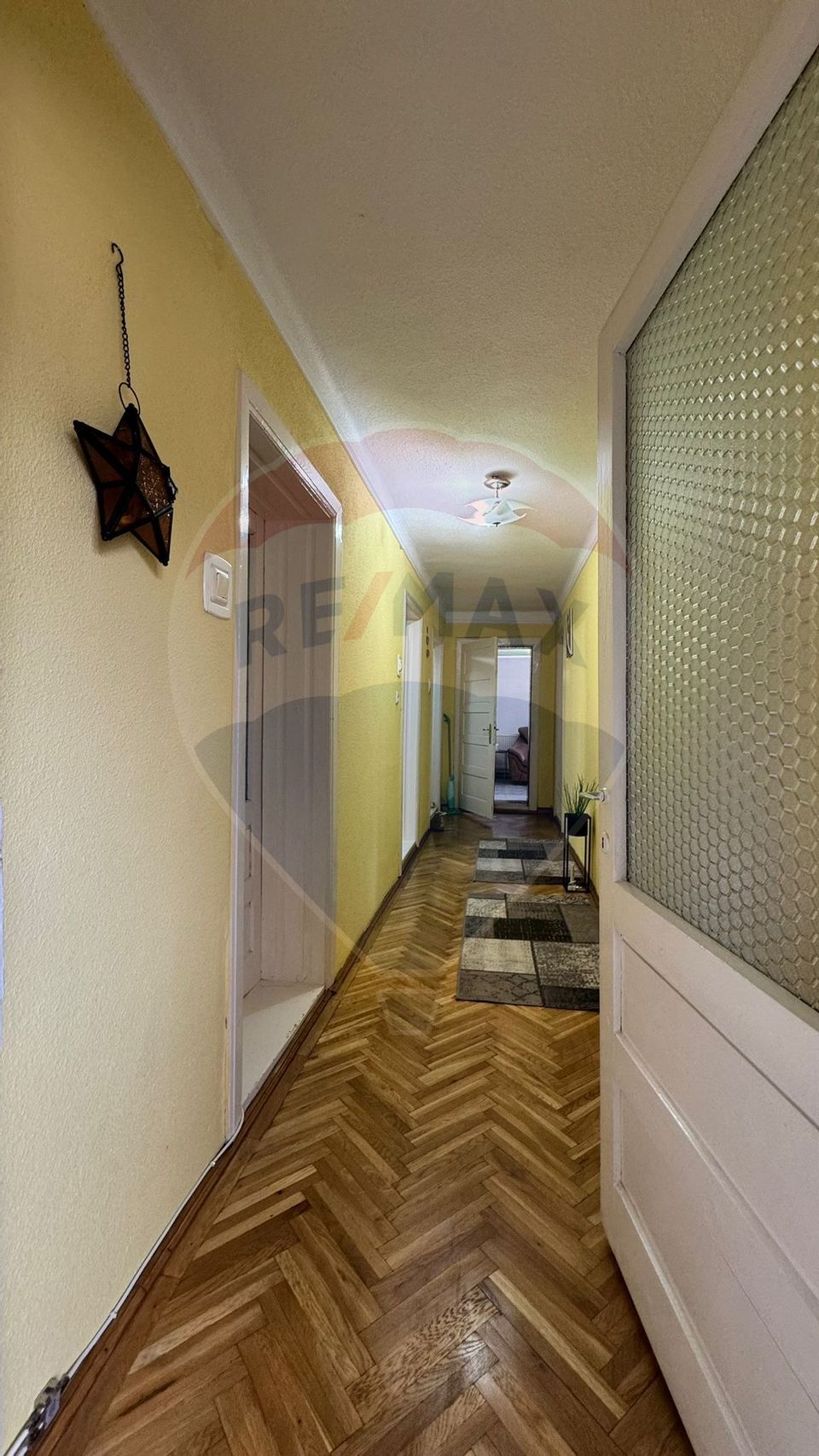 9 room House / Villa for sale