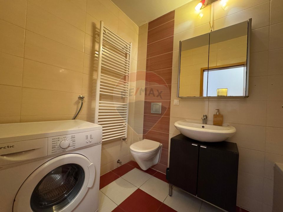 Penthouse Exclusiv-Vedere Superbă spre Munți, de INCHIRIAT