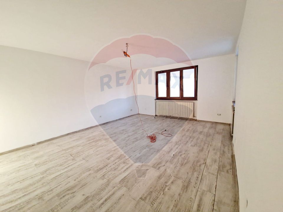 5 room House / Villa for rent, George Enescu area