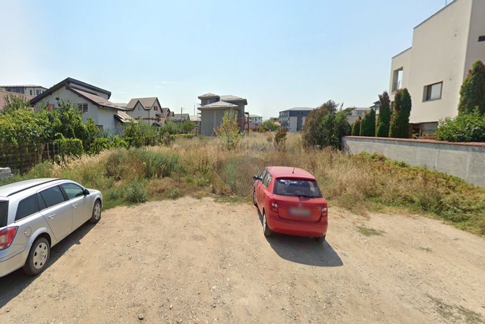 Land for sale, 1037sqm, opening 24 ml, near Uverturii Blvd.