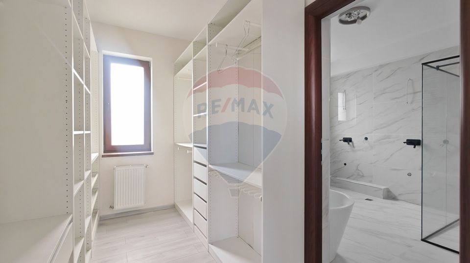 Villa for sale in Berceni, land 1161 sqm | Investment opportunity