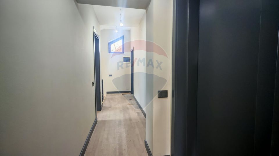 4 bedroom villa for sale I Corbeanca I Blue Lagoon