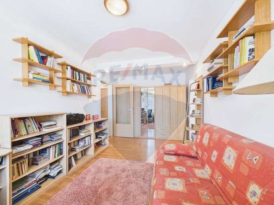De vanzare Apartament cu 3 camere de vanzare în zona Baneasa