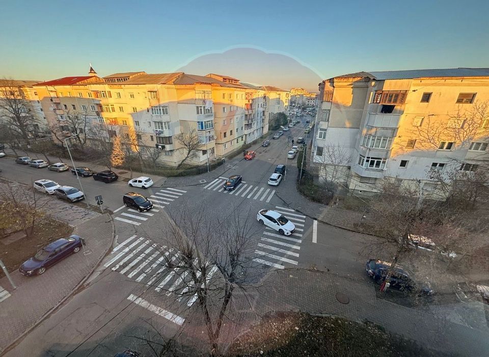 Garsonieră confort 1, decomandată, etaj 4/4  Zona Nord