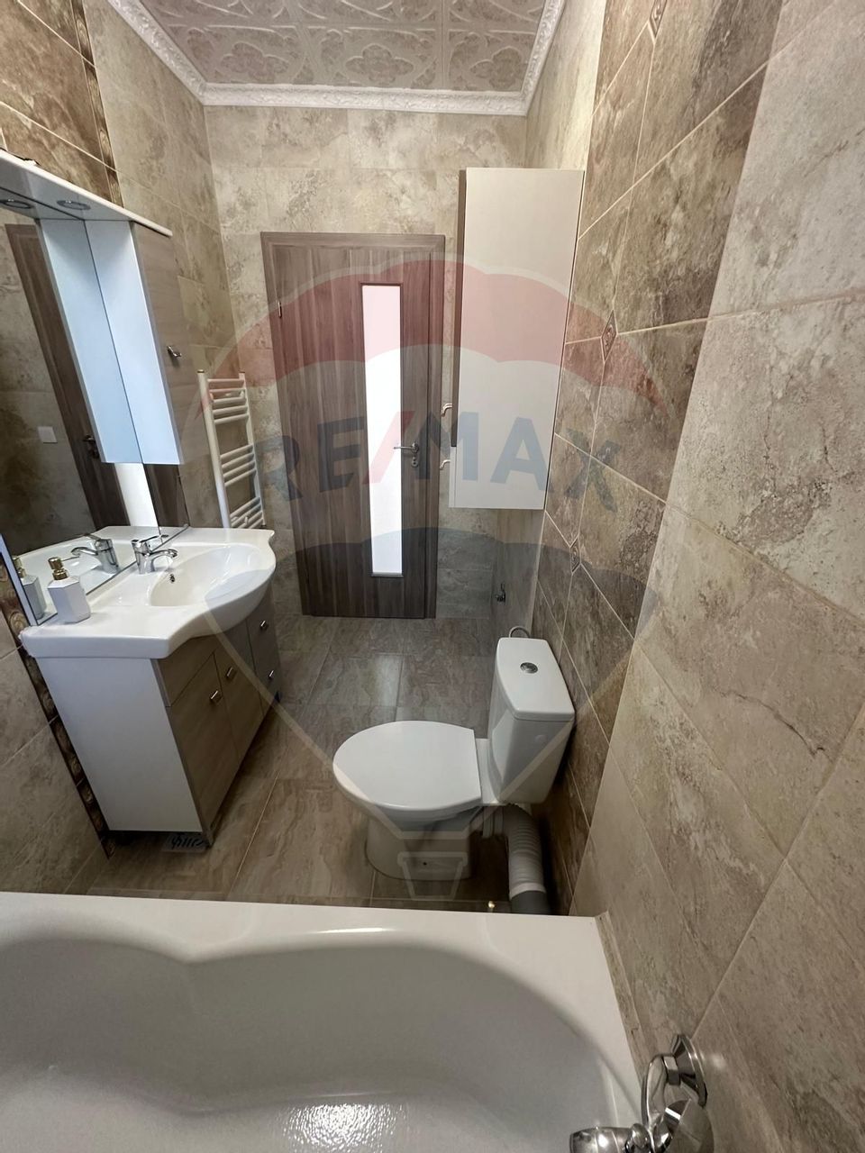 Apartamente de Vanzare - 3 camere 0% comision - Bârnova