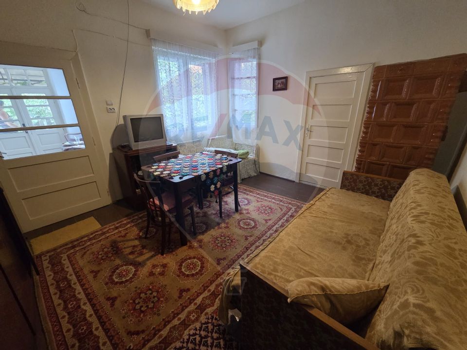 Casă si teren de 1195mp in Tinca