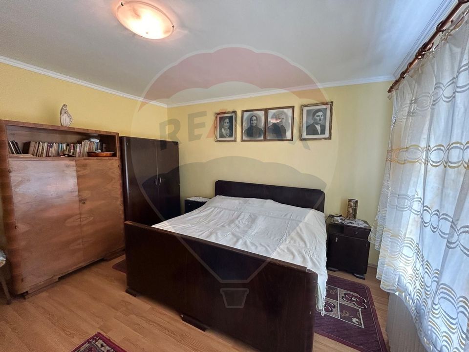 4 room House / Villa for sale