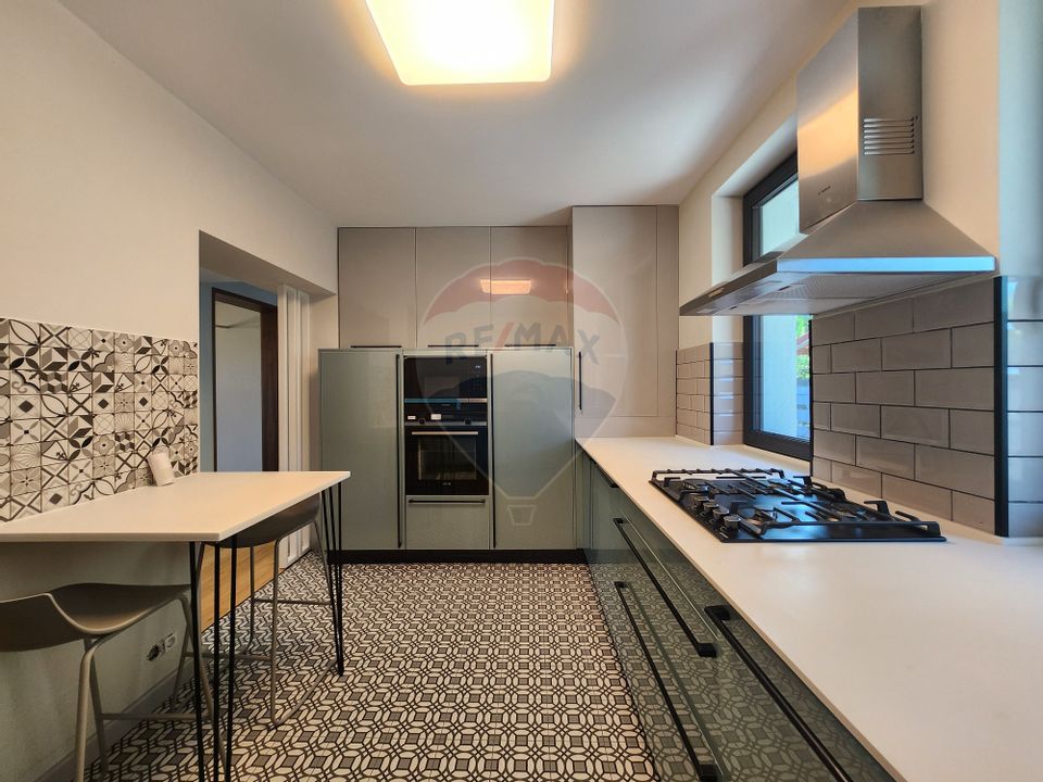 6 room House / Villa for sale, Aviatiei area