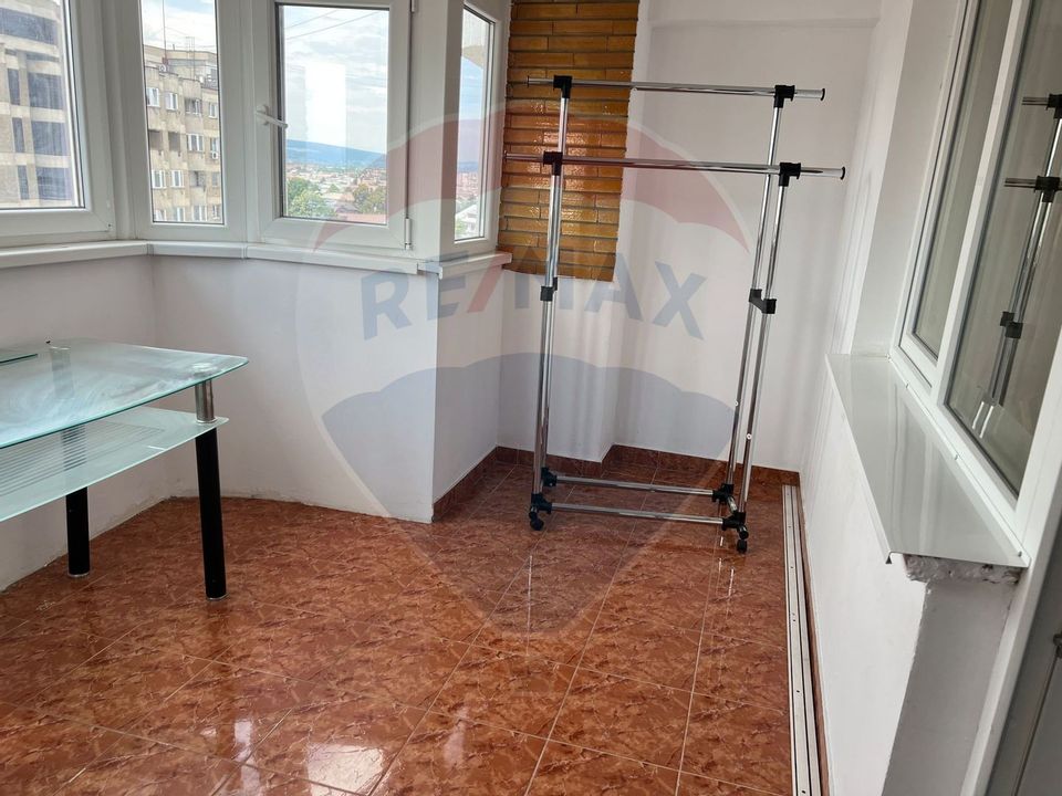 Apartament cu 3 camere de inchiriere/în zona Centrala