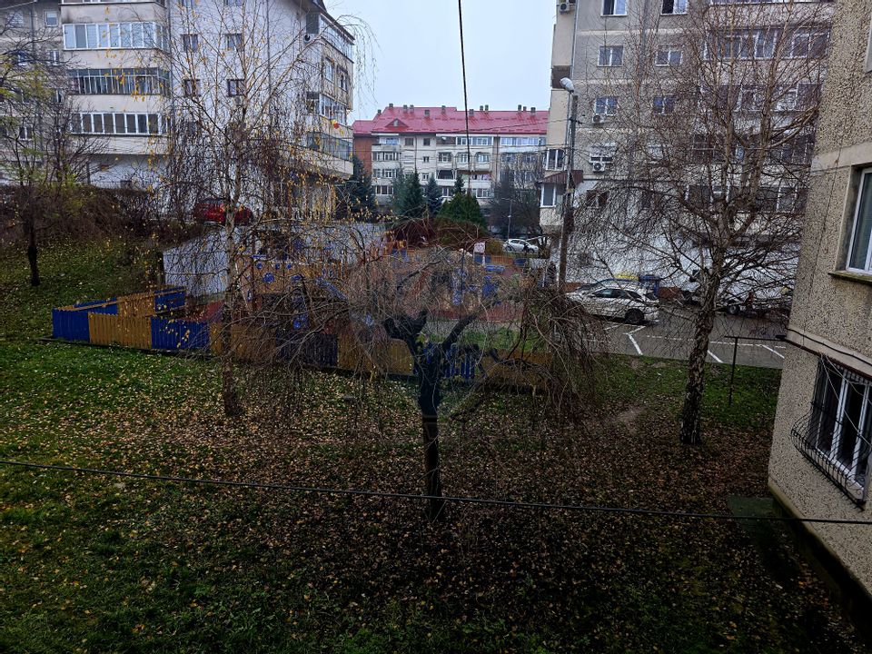 4 room Apartment for sale, Calea Romanului area